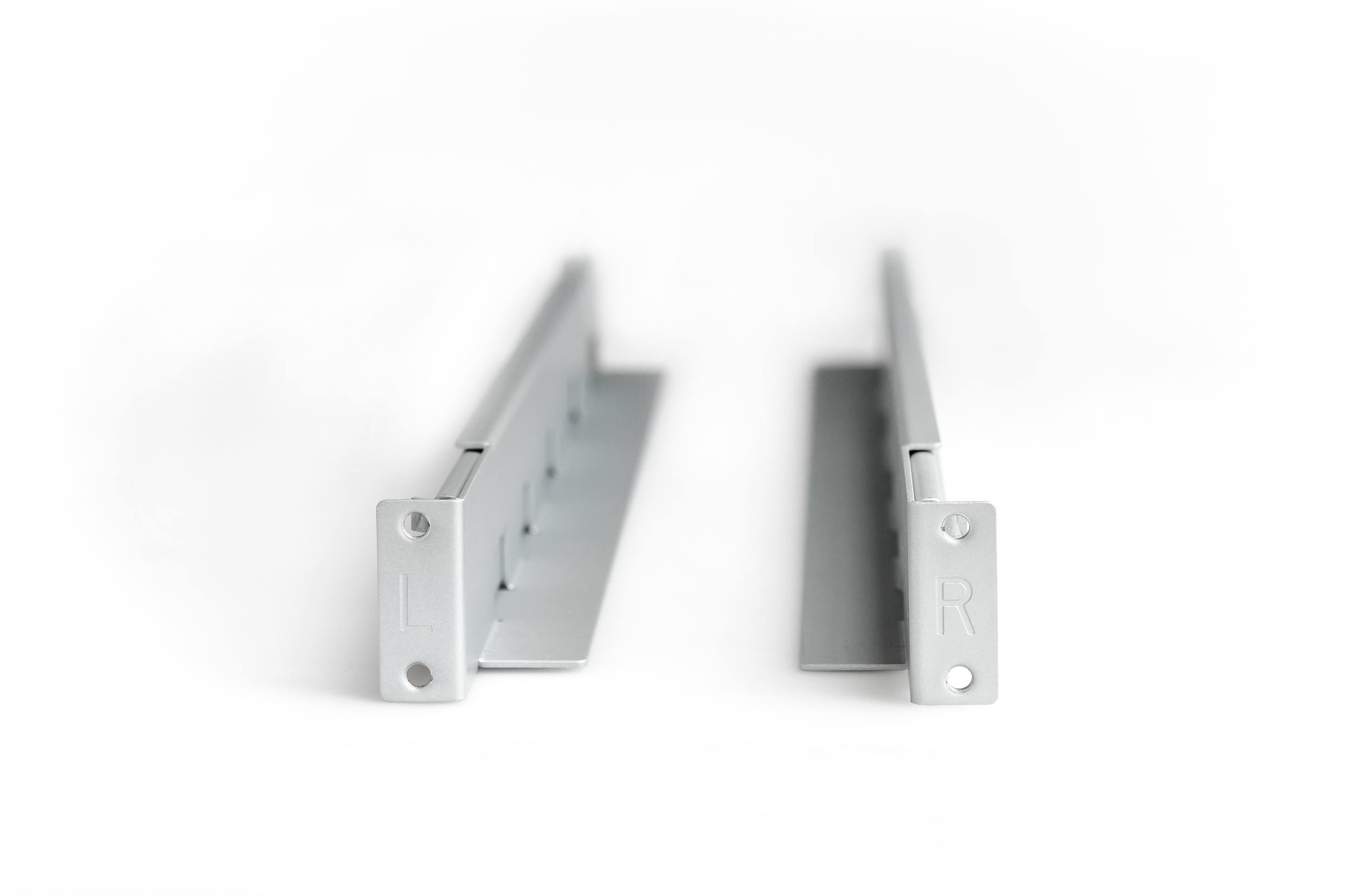 Rackmount Kit (right and left), for One RT 1-3 kVA - 19"